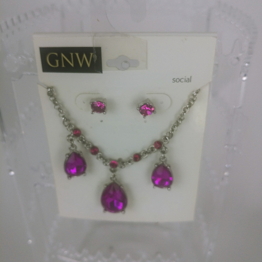 GNW Jewelry Set Necklace Eaarings